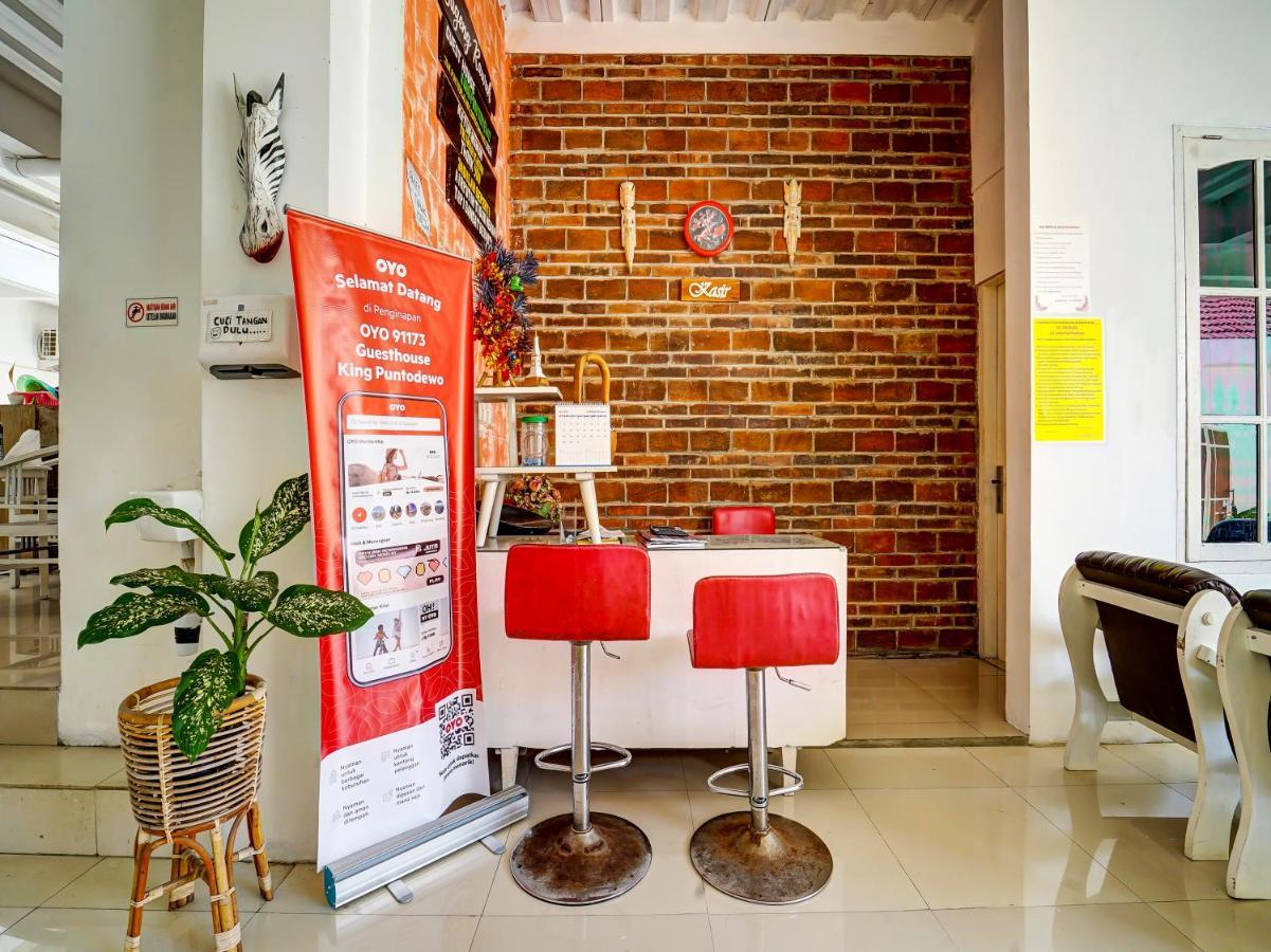 Super Oyo 91173 Guesthouse King Puntodewo Pakualaman ภายนอก รูปภาพ