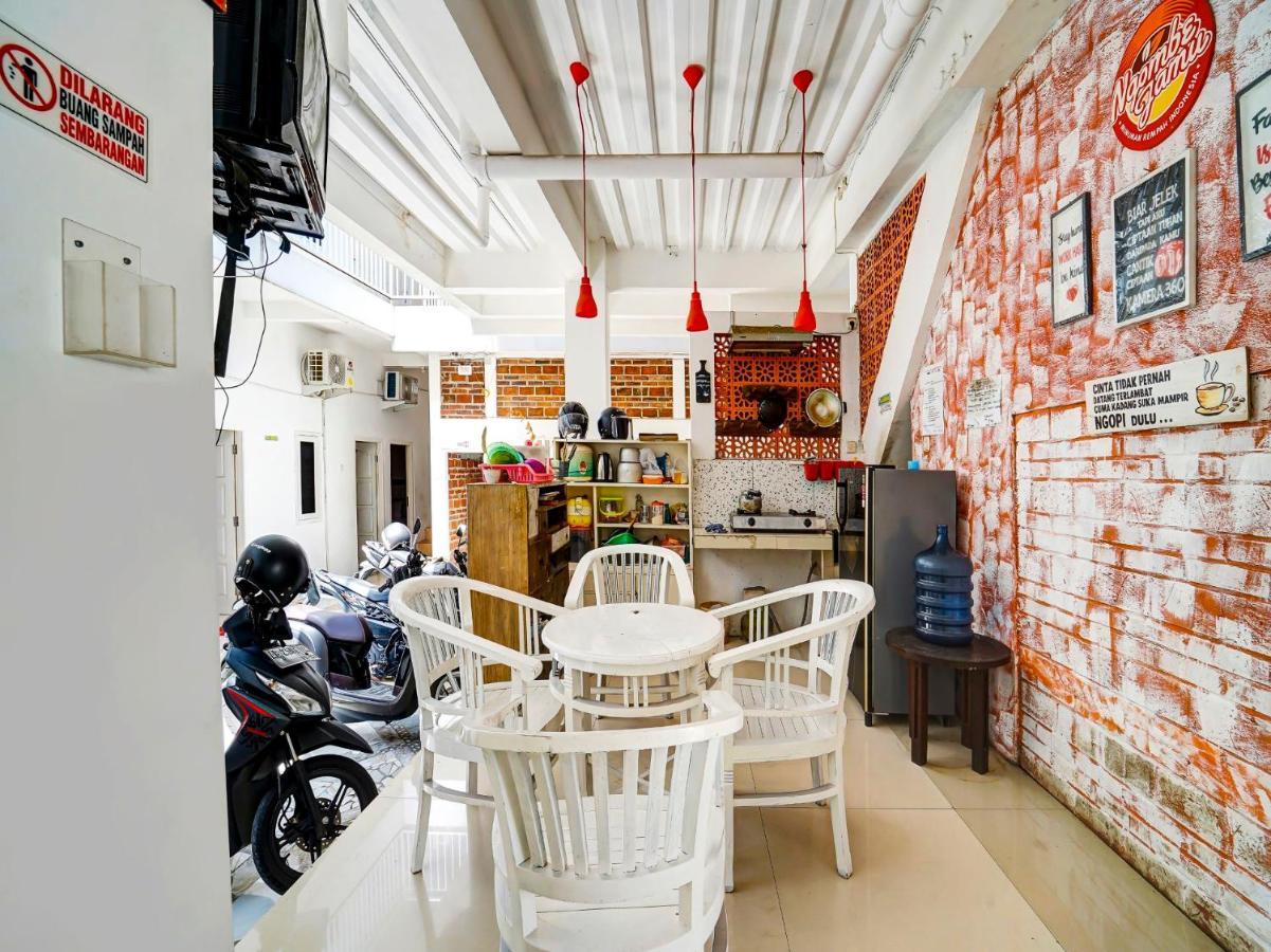 Super Oyo 91173 Guesthouse King Puntodewo Pakualaman ภายนอก รูปภาพ