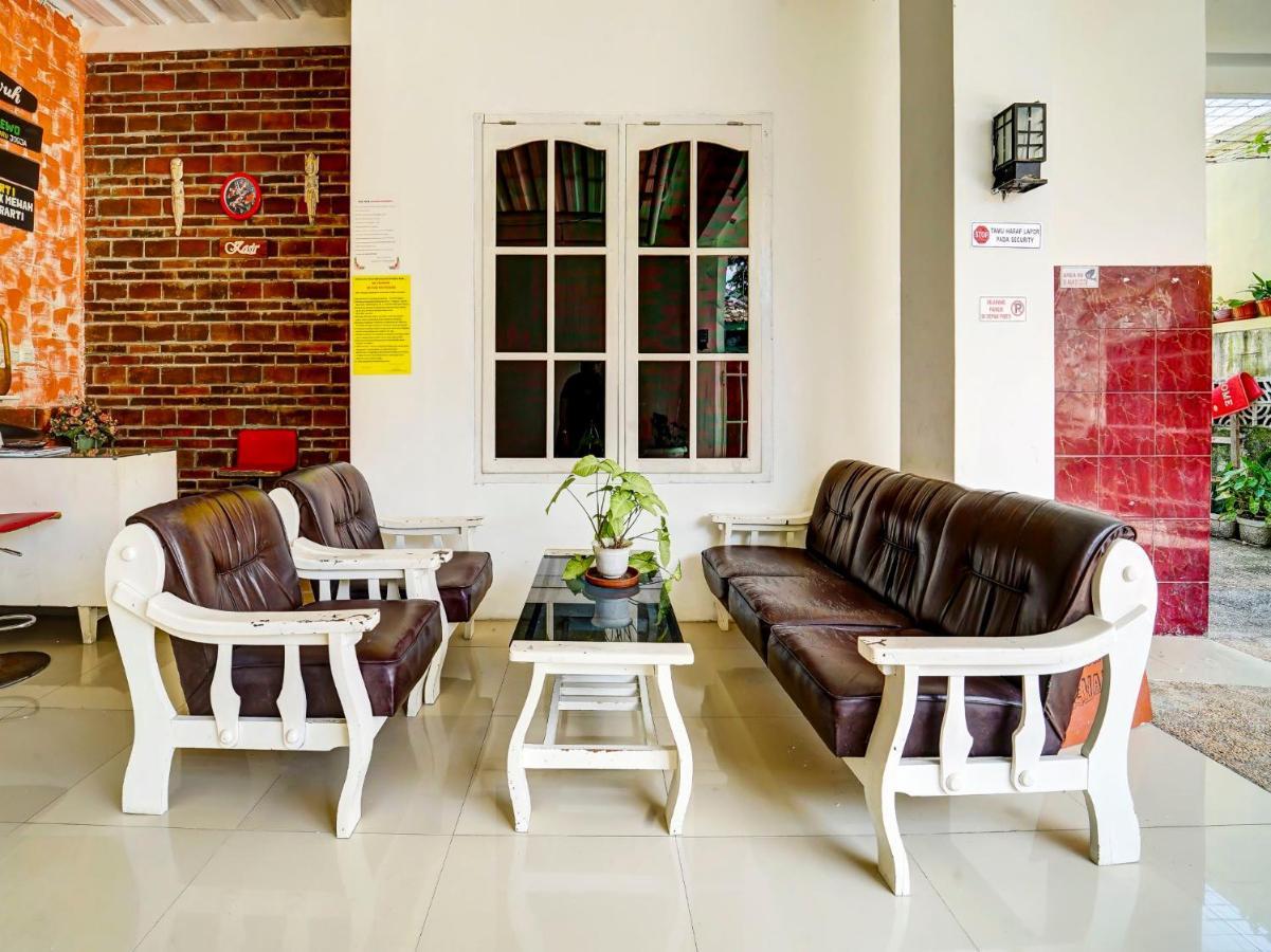 Super Oyo 91173 Guesthouse King Puntodewo Pakualaman ภายนอก รูปภาพ